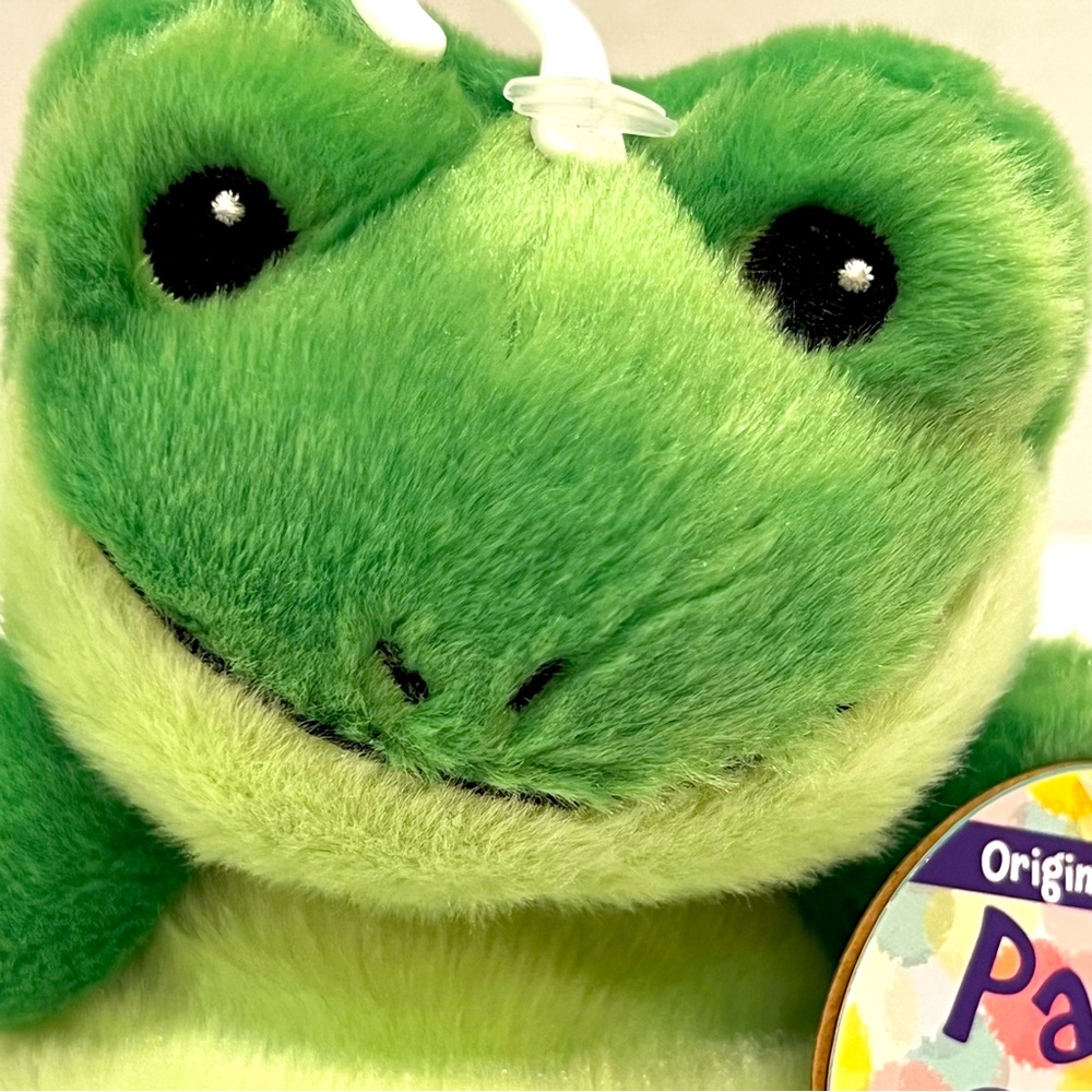 Palm Pals Ribbits the Frog - Picture 2 of 6